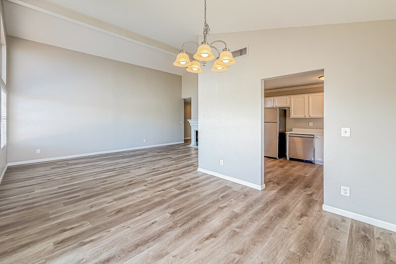 2,250/Mo, 601 S Danyell Dr Chandler, AZ 85225 Dining Room View 2