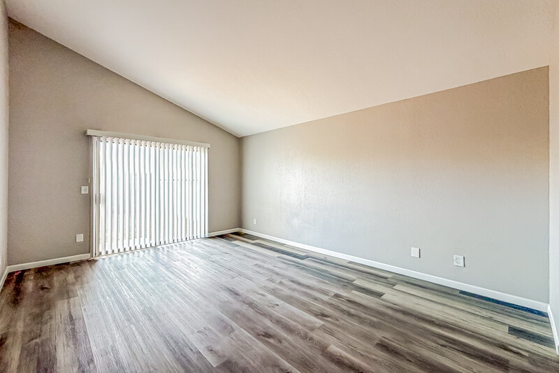 2,250/Mo, 601 S Danyell Dr Chandler, AZ 85225 Main Bedroom View