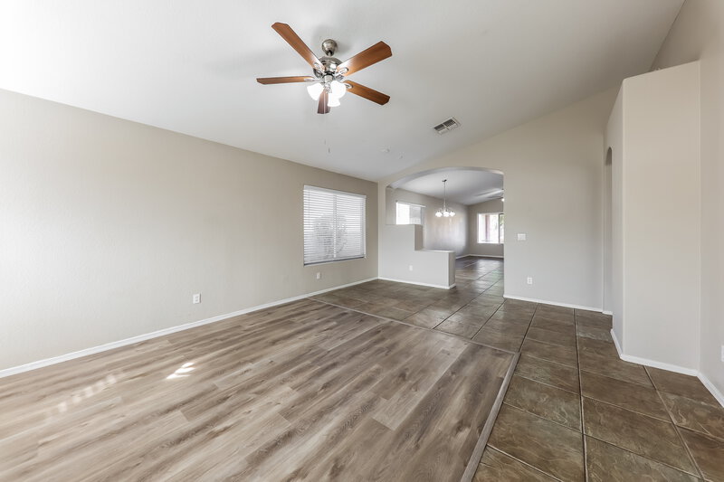 2,150/Mo, 8228 W Behrend Dr Peoria, AZ 85382 Living Room View