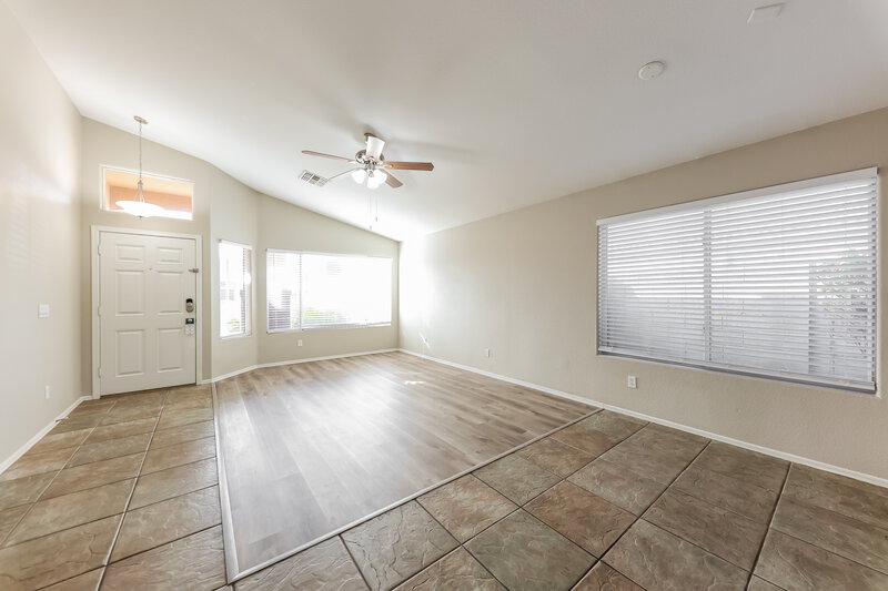 2,150/Mo, 8228 W Behrend Dr Peoria, AZ 85382 Living Room View 2