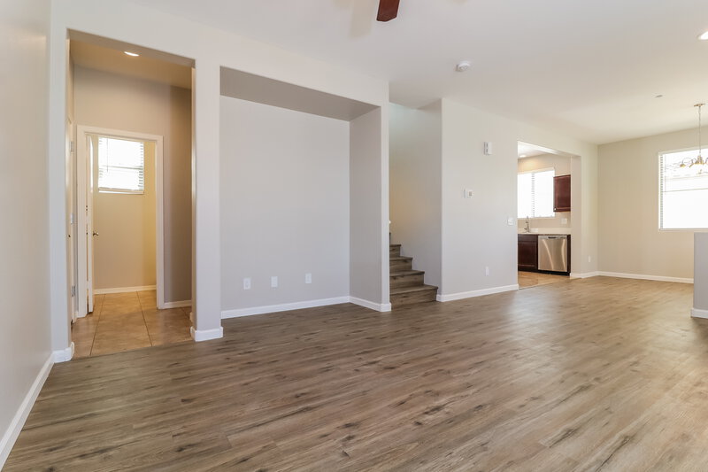 2,710/Mo, 937 E Agua Fria Ln Avondale, AZ 85323 Living Room View 2