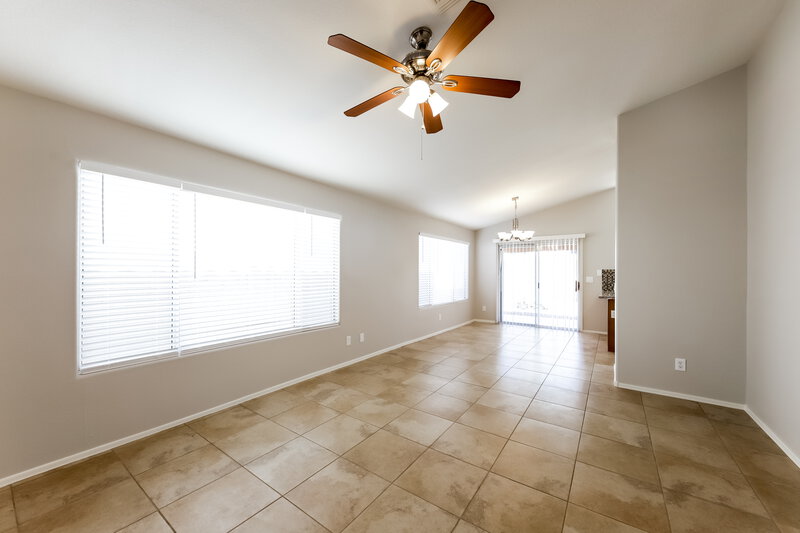 2,305/Mo, 4116 E Coolbrook Ave Phoenix, AZ 85032 Living Room View