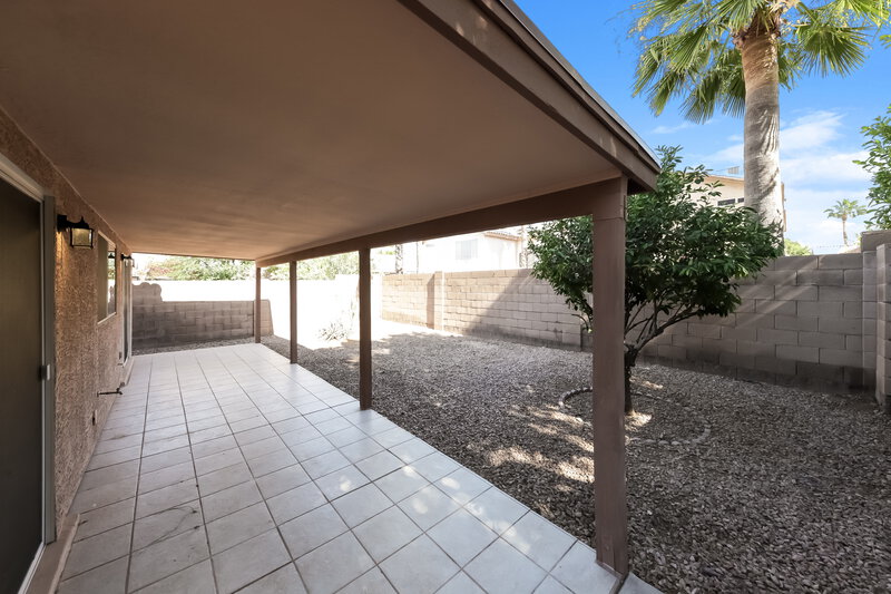 2,305/Mo, 4116 E Coolbrook Ave Phoenix, AZ 85032 Rear View