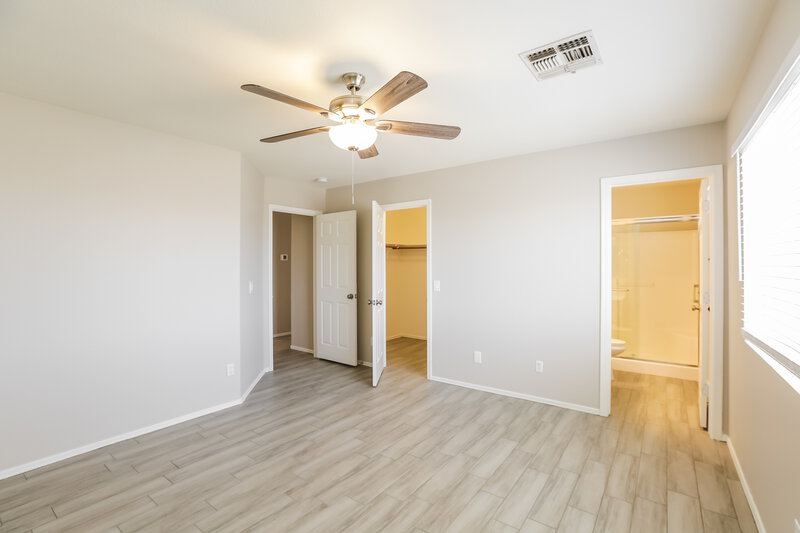 2,015/Mo, 9243 E Carmel Ave Mesa, AZ 85208 Main Bedroom View