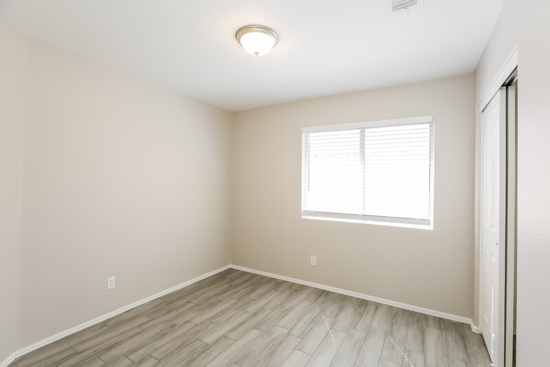 2,015/Mo, 9243 E Carmel Ave Mesa, AZ 85208 Bedroom View 2