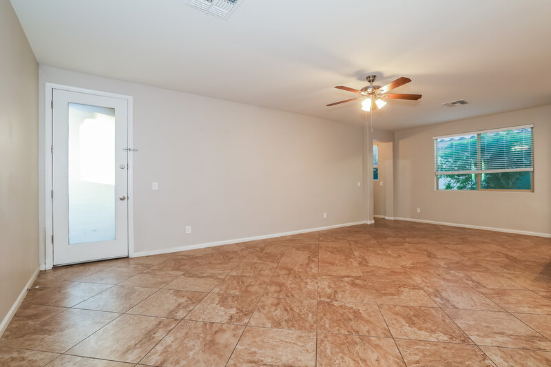 1,915/Mo, 15137 W Alexandria Way Surprise, AZ 85379 Living Room View