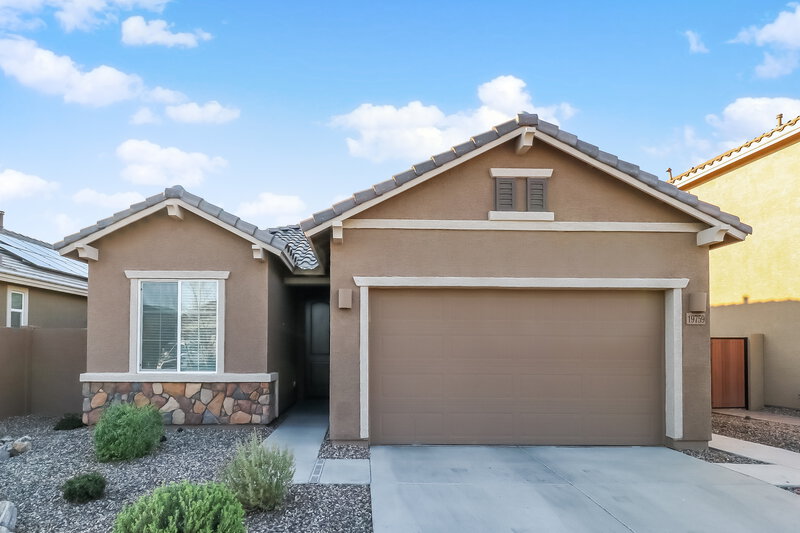 2,100/Mo, 19759 W Jefferson St Buckeye, AZ 85326 External View