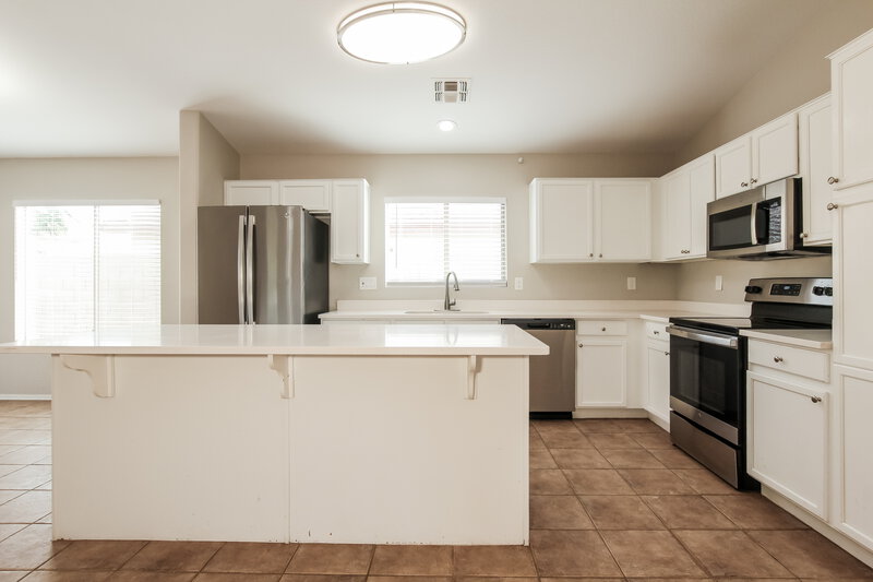 1,895/Mo, 17870 W Calavar Rd Surprise, AZ 85388 Kitchen View