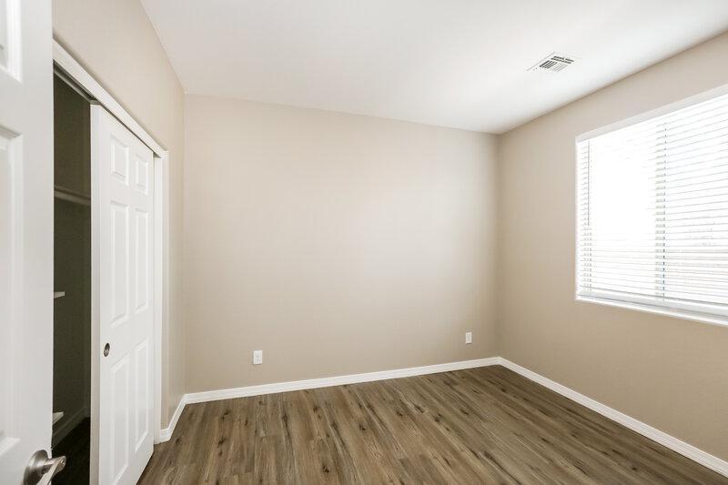 2,355/Mo, 6421 S 47th Dr Laveen, AZ 85339 Bedroom View