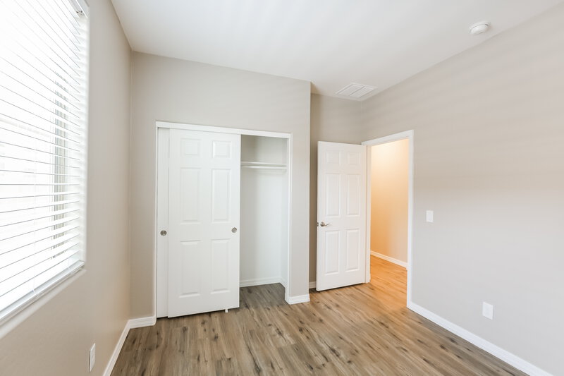 2,355/Mo, 6421 S 47th Dr Laveen, AZ 85339 Bedroom View 2