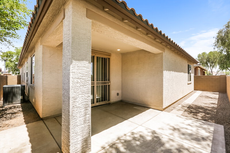 2,355/Mo, 6421 S 47th Dr Laveen, AZ 85339 Rear View