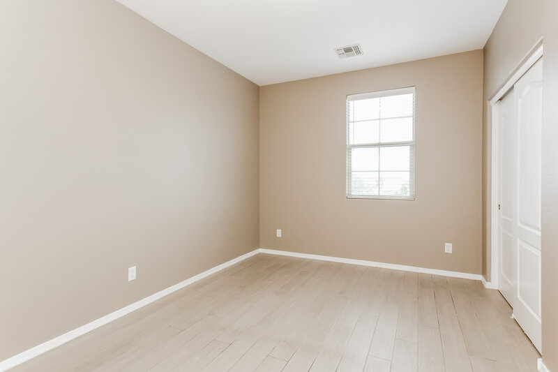 2,560/Mo, 7015 W Alicia Dr Laveen, AZ 85339 Bedroom View