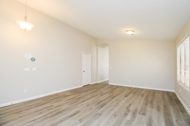 1,795/Mo, 729 E Beargrass Pl San Tan Valley, AZ 85143 Living Room View 2