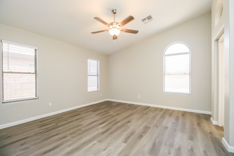 1,795/Mo, 729 E Beargrass Pl San Tan Valley, AZ 85143 Main Bedroom View