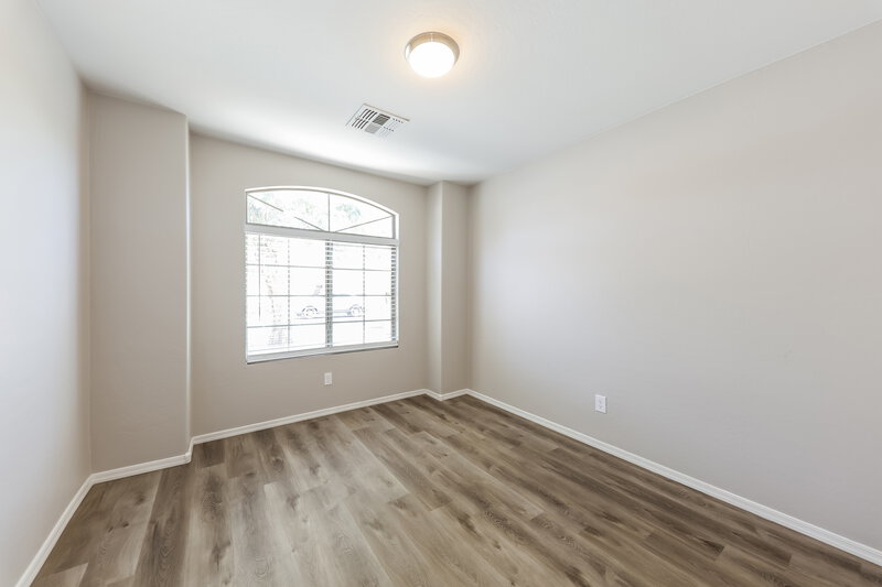 1,945/Mo, 12557 W Mandalay Ln El Mirage, AZ 85335 Bedroom View 3