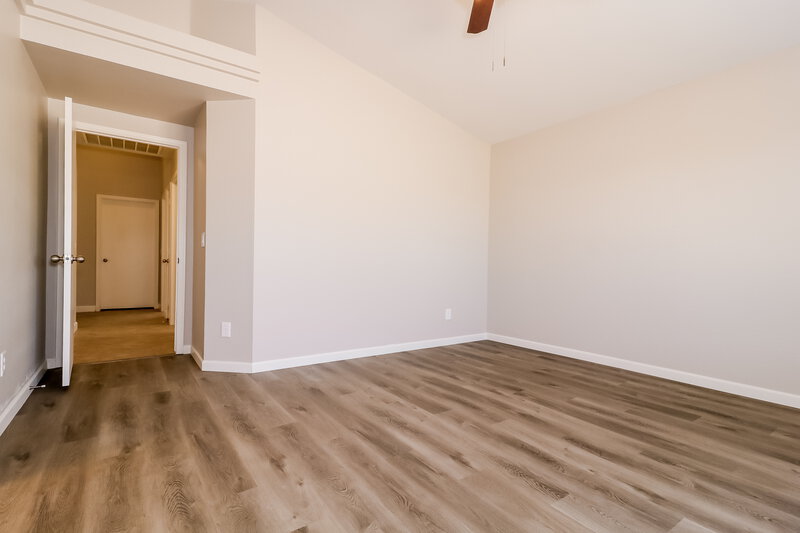 1,640/Mo, 14309 N 125th Dr El Mirage, AZ 85335 Main Bedroom View 2