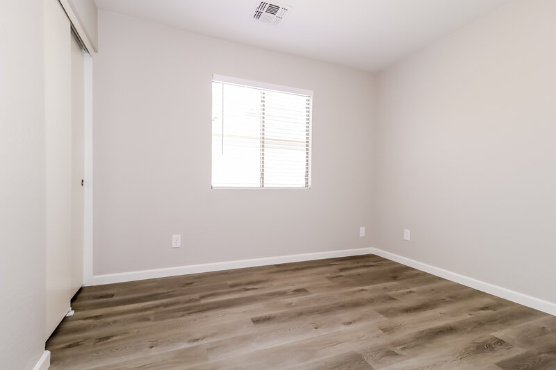 1,640/Mo, 14309 N 125th Dr El Mirage, AZ 85335 Bedroom View 2