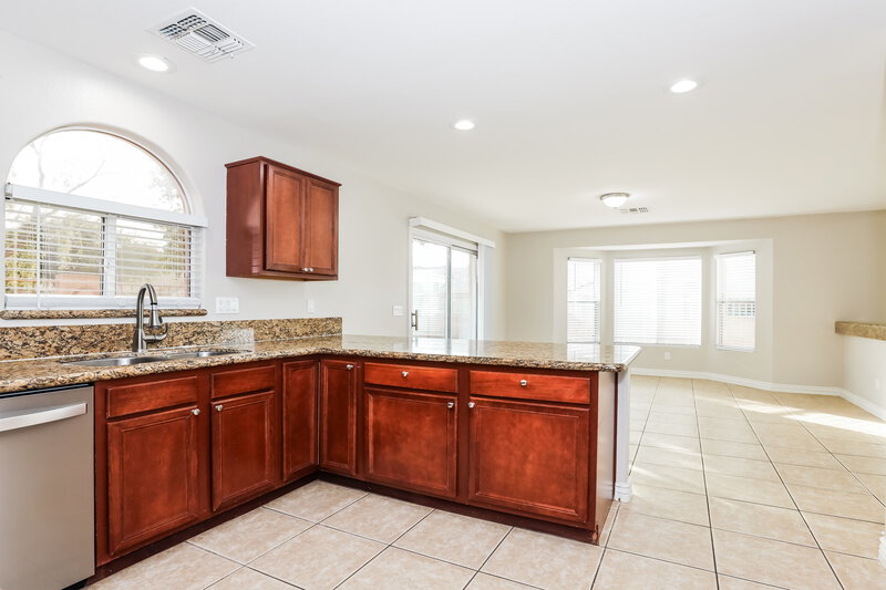 2,070/Mo, 6635 E Virginia St Mesa, AZ 85215 Kitchen View 3