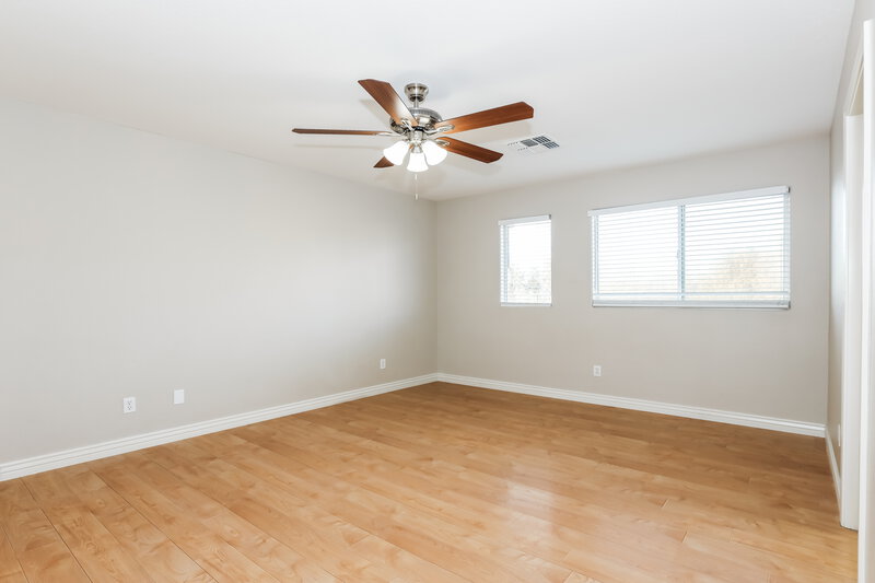 2,070/Mo, 6635 E Virginia St Mesa, AZ 85215 Main Bedroom View 2