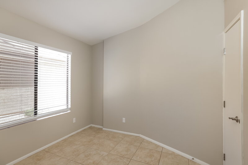 2,435/Mo, 4517 E Rosemonte Dr Phoenix, AZ 85050 Bedroom View 2