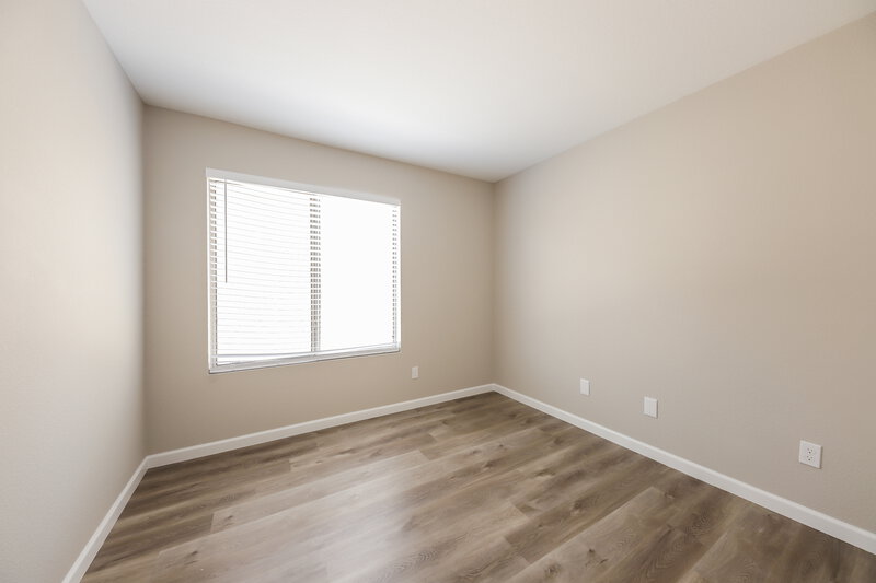 2,655/Mo, 7418 W Lone Cactus Dr Glendale, AZ 85308 Bedroom View