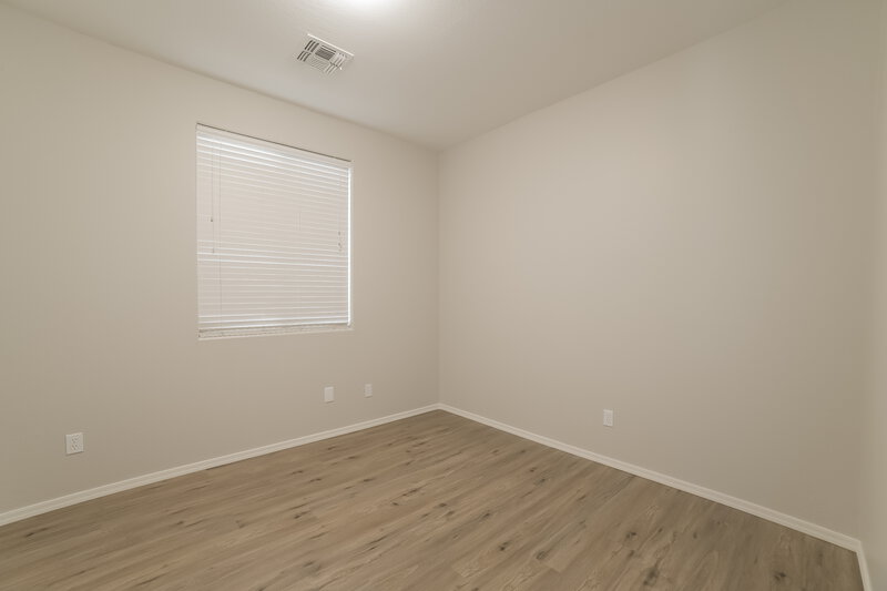 2,520/Mo, 4439 W Apollo Rd Laveen, AZ 85339 Bedroom View