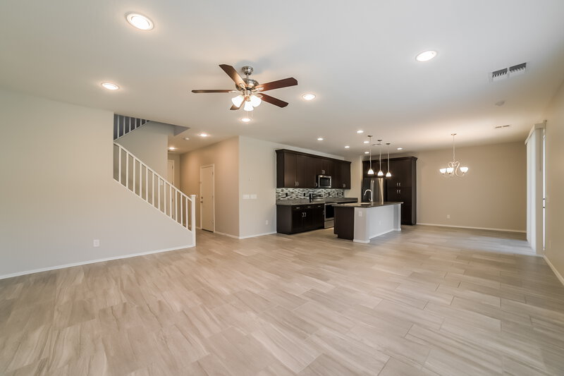 2,540/Mo, 12038 W Tether Trl Peoria, AZ 85383 Living Room View