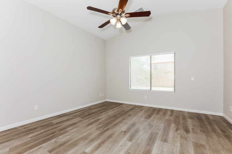 1,975/Mo, 517 E Press Rd San Tan Valley, AZ 85140 Main Bedroom View