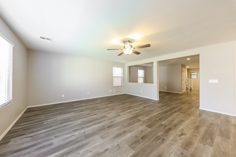 2,450/Mo, 12116 W Range Mule Dr Peoria, AZ 85383 Living Room View