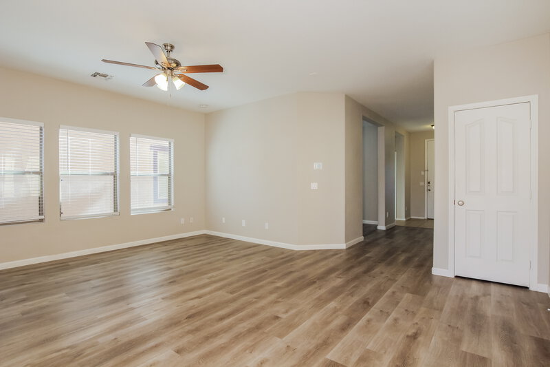 2,285/Mo, 11210 W Baden St Avondale, AZ 85323 Living Room View 2