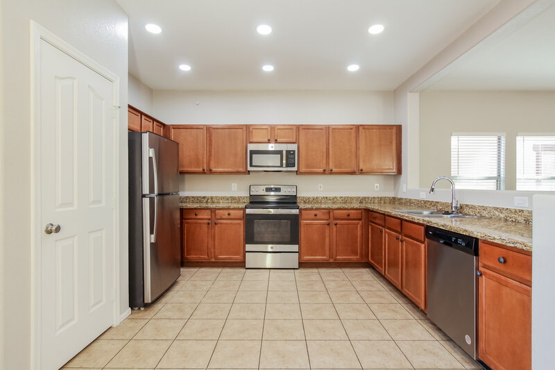 2,285/Mo, 11210 W Baden St Avondale, AZ 85323 Kitchen View