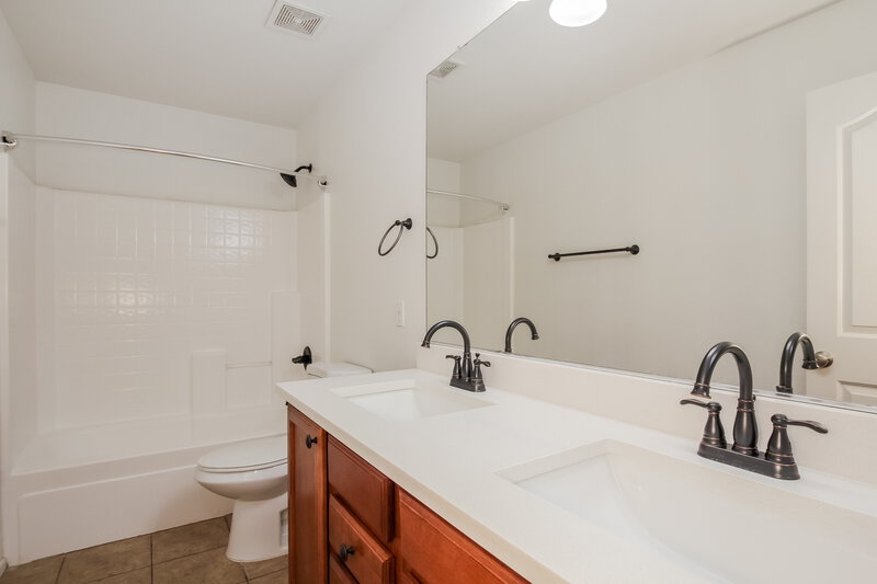 2,285/Mo, 11210 W Baden St Avondale, AZ 85323 Bathroom View