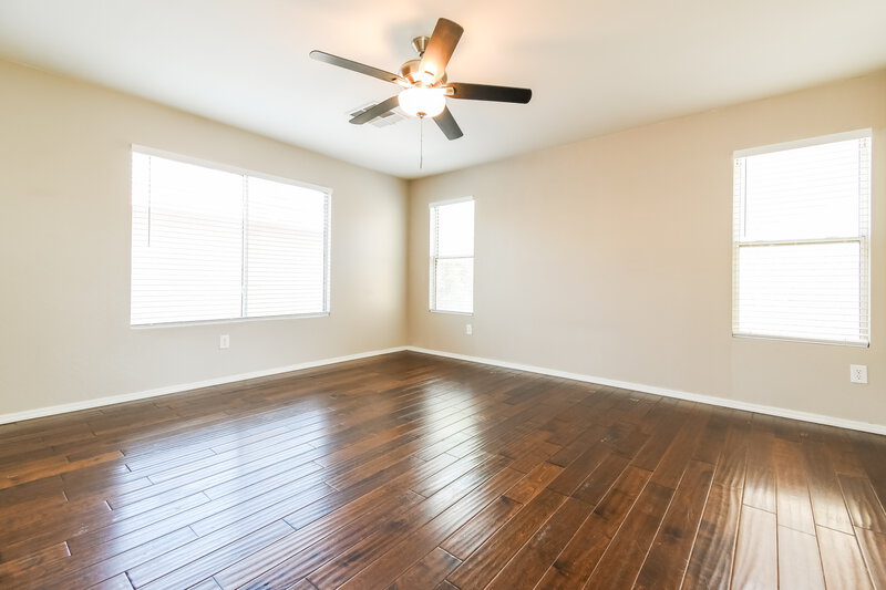 2,060/Mo, 7218 S 39th Dr Phoenix, AZ 85041 Main Bedroom View