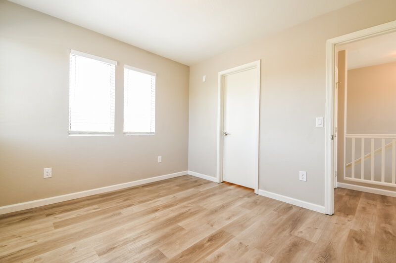2,060/Mo, 7218 S 39th Dr Phoenix, AZ 85041 Bedroom View