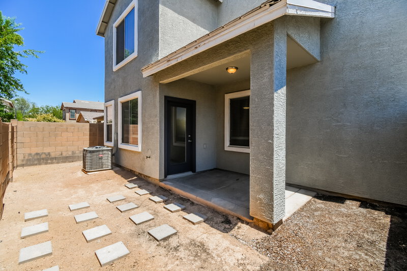 2,060/Mo, 7218 S 39th Dr Phoenix, AZ 85041 Rear View