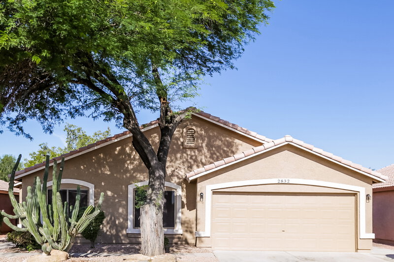 2,210/Mo, 2832 N 90th Ave Phoenix, AZ 85037 External View