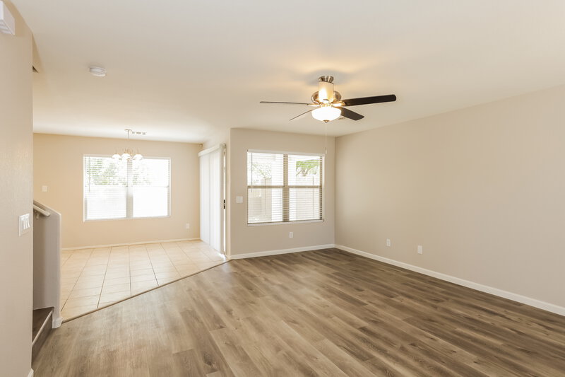 2,430/Mo, 727 E Rose Marie Ln Phoenix, AZ 85022 Living Room View