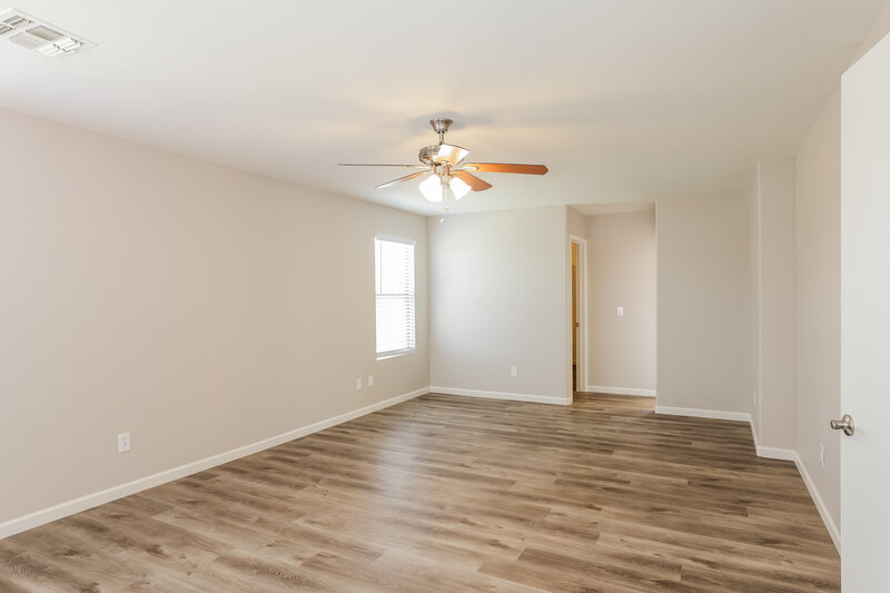 2,430/Mo, 727 E Rose Marie Ln Phoenix, AZ 85022 Main Bedroom View