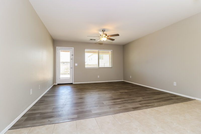2,160/Mo, 2832 S 88th Ave Tolleson, AZ 85353 Living Room View