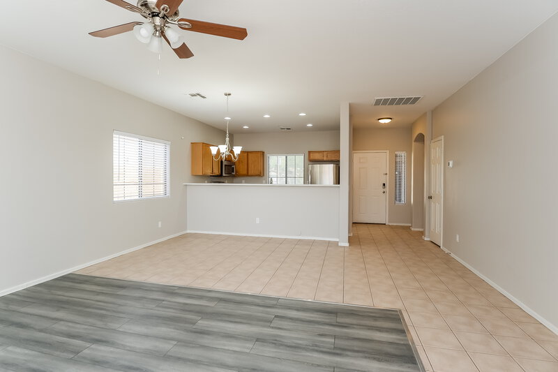 2,490/Mo, 2192 N Holguin Way Chandler, AZ 85225 Living Room View 2