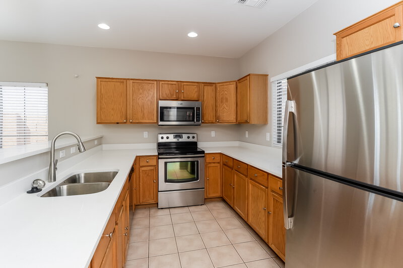 2,490/Mo, 2192 N Holguin Way Chandler, AZ 85225 Kitchen View
