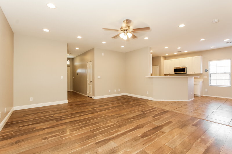 2,415/Mo, 740 S Paustian Cir Apache Junction, AZ 85120 Living Room View