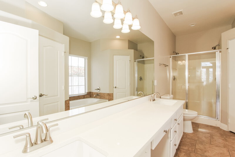 2,415/Mo, 740 S Paustian Cir Apache Junction, AZ 85120 Main Bathroom View