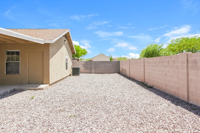 2,415/Mo, 740 S Paustian Cir Apache Junction, AZ 85120 Rear View 2