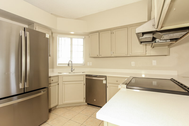 2,200/Mo, 3134 E McKellips Rd Unit 40 Mesa, AZ 85213 Kitchen View