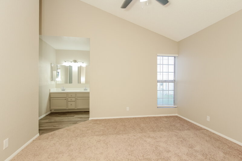 2,200/Mo, 3134 E McKellips Rd Unit 40 Mesa, AZ 85213 Main Bedroom View