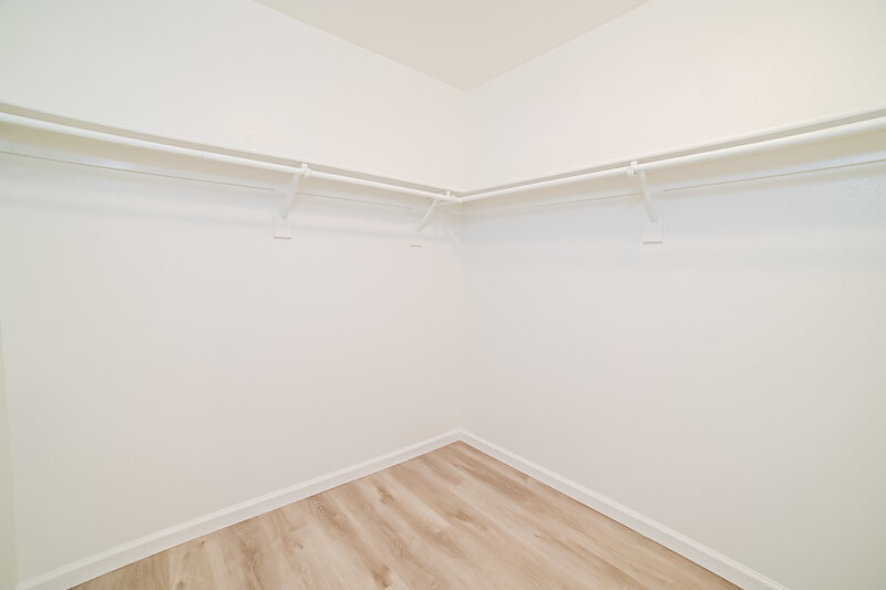 2,135/Mo, 7929 W Caron Dr Peoria, AZ 85345 Walk In Closet View