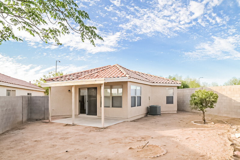 2,135/Mo, 7929 W Caron Dr Peoria, AZ 85345 Rear View