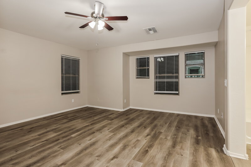 2,140/Mo, 5807 E Grove Ave Mesa, AZ 85206 Main Bedroom View