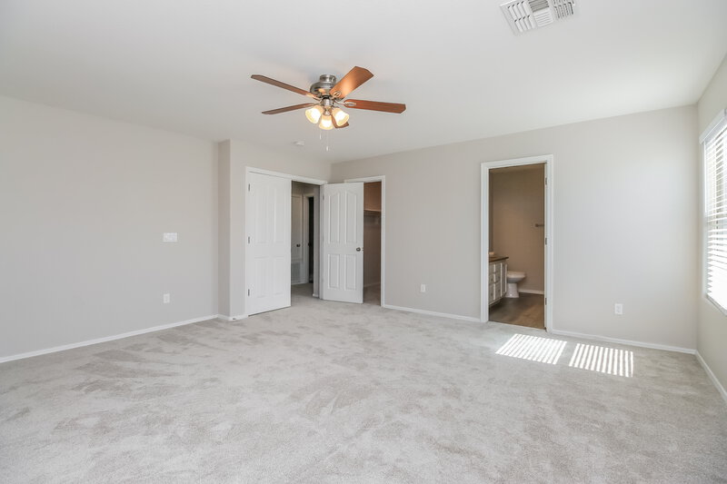 2,460/Mo, 22224 S 211th Way Queen Creek, AZ 85142 Main Bedroom View 2